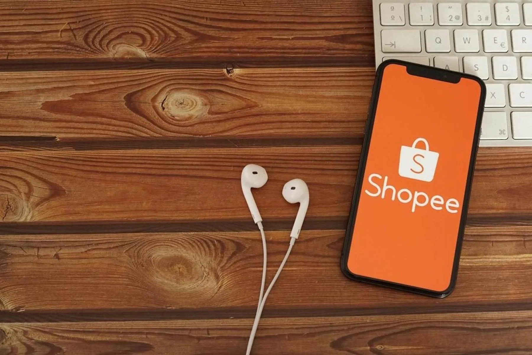 如何在不同设备上安全登录Shopee账号？